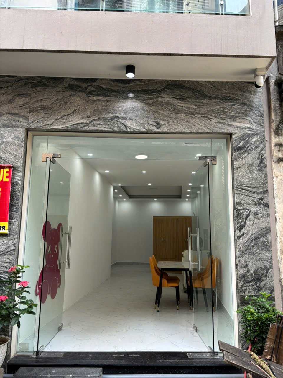 ⭐cho thue can ho vua o vua lam vp  tang 1, ngo 406/68 au co, canh cho nhat tan. 0986886738