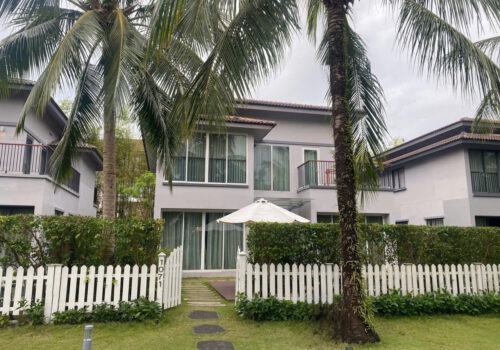 ⭐️chi vai buoc chan ra bien - biet thu dang cap 5 sao ceo phu quoc; 0961327868